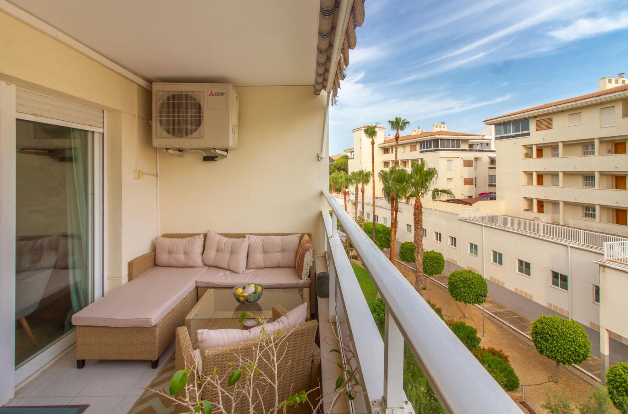 Luminoso Y Acogedor Apartamento En Albir 阿尔比尔 外观 照片