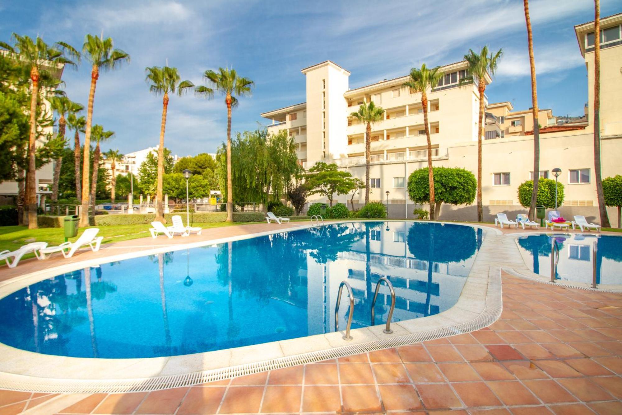 Luminoso Y Acogedor Apartamento En Albir 阿尔比尔 外观 照片