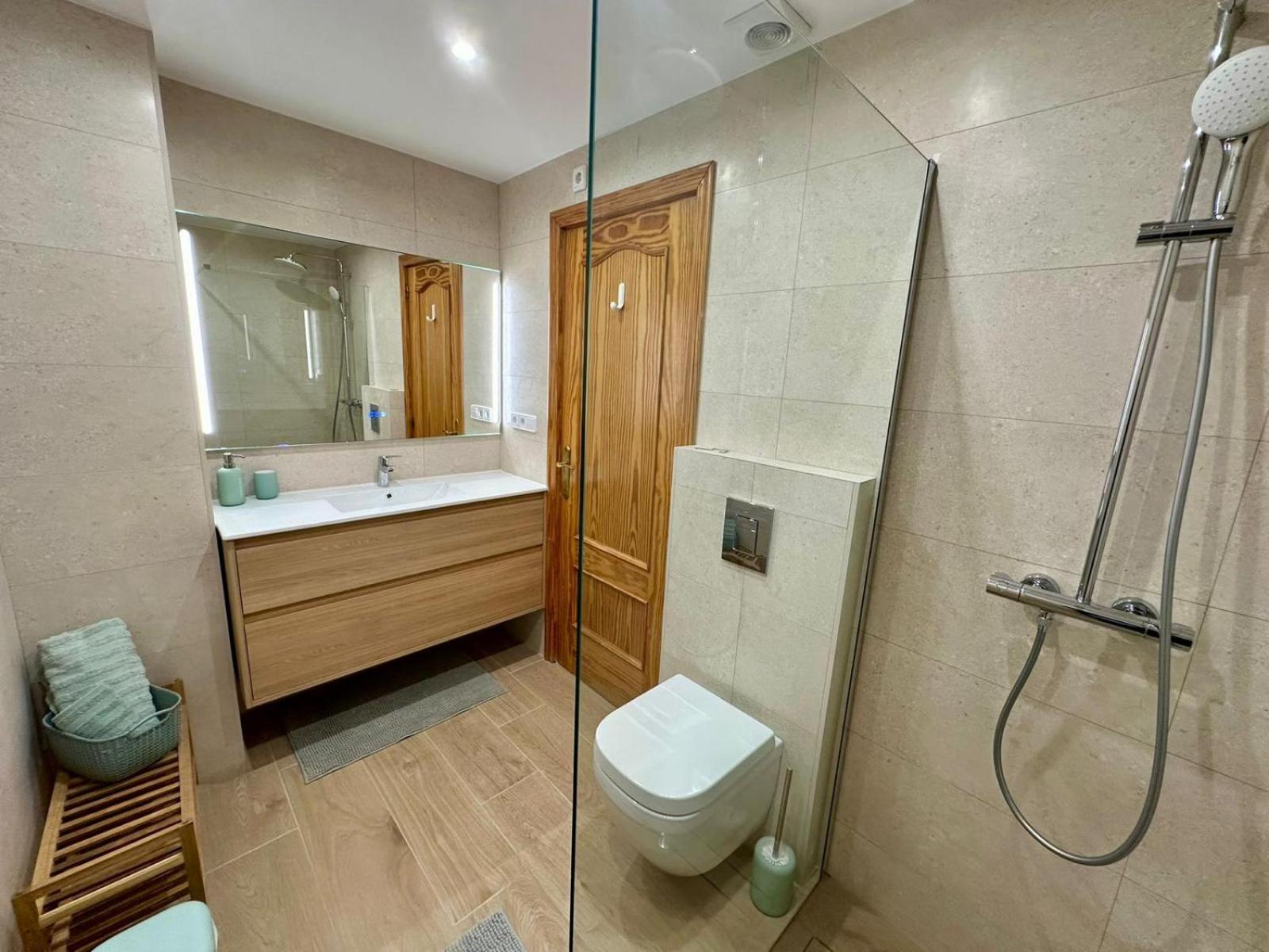 Luminoso Y Acogedor Apartamento En Albir 阿尔比尔 外观 照片