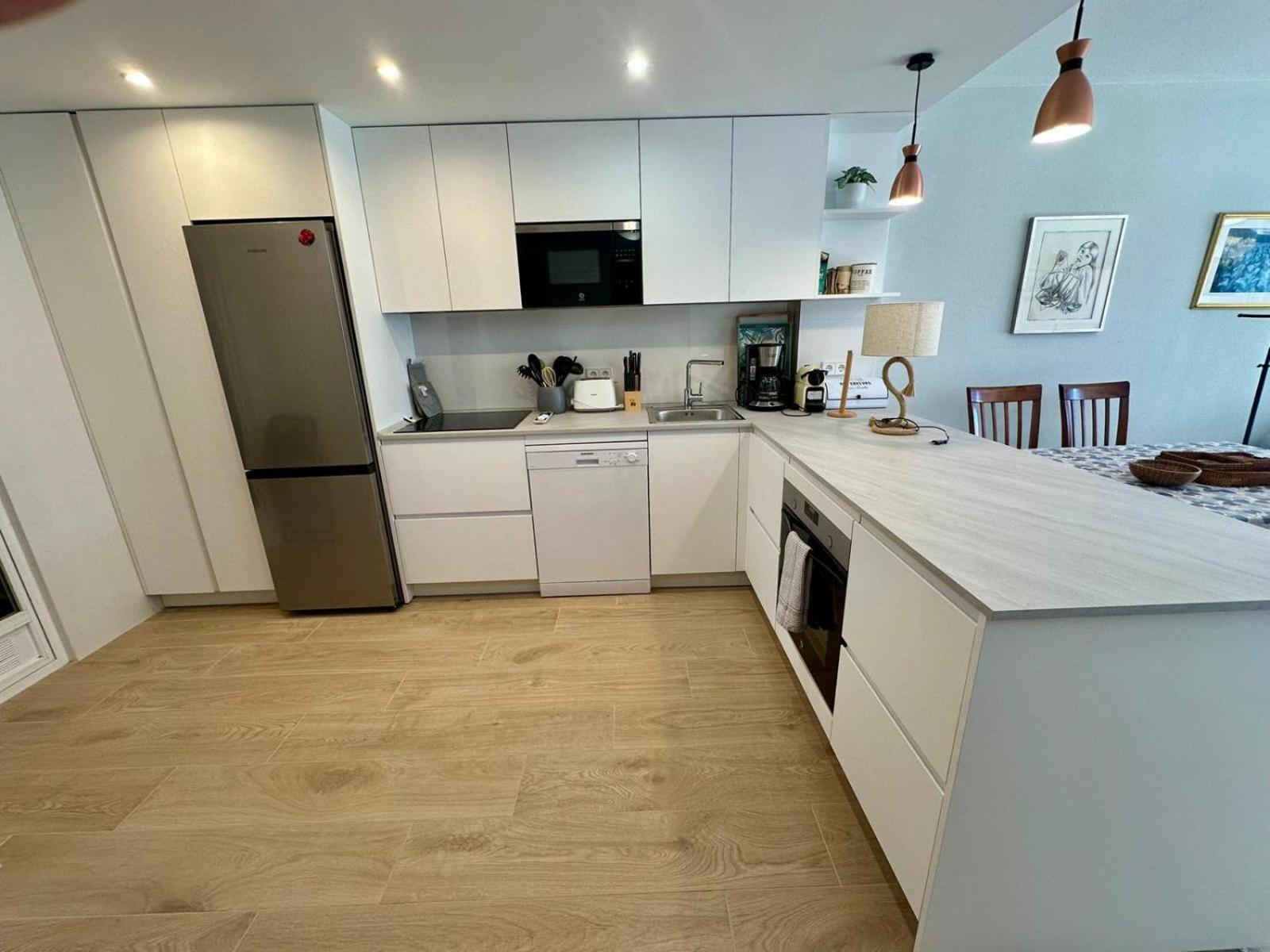 Luminoso Y Acogedor Apartamento En Albir 阿尔比尔 外观 照片