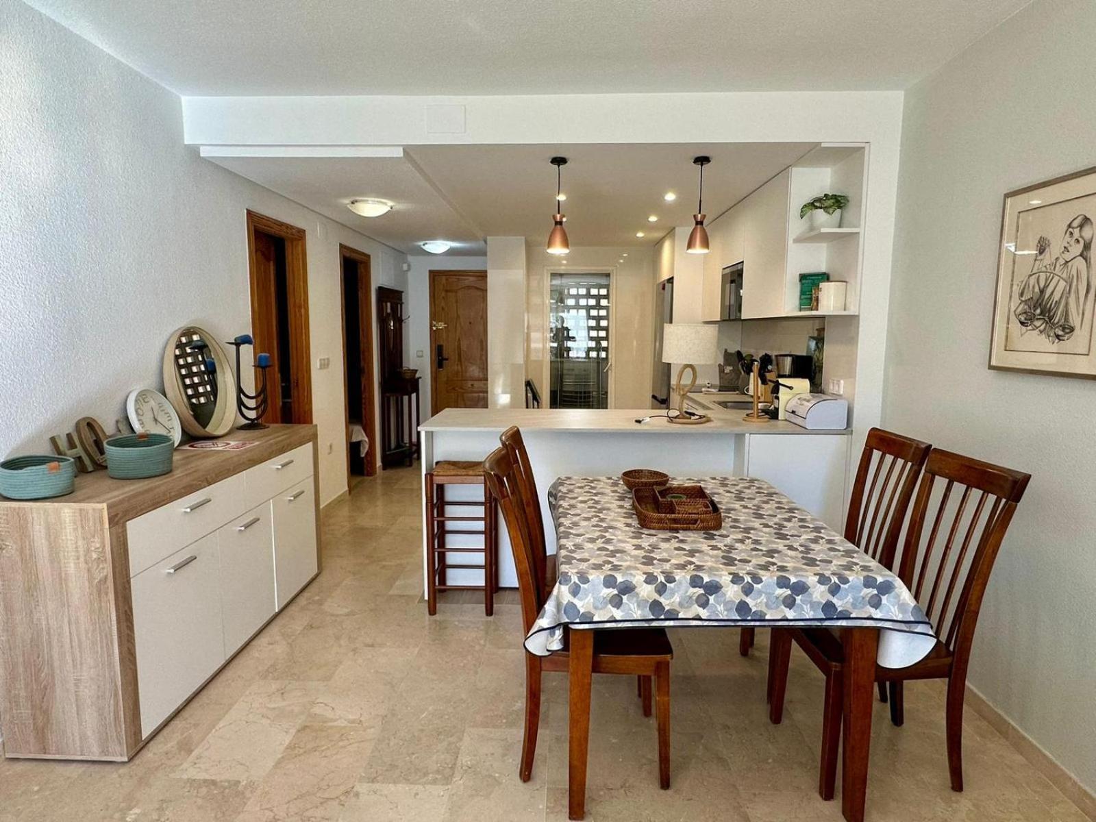 Luminoso Y Acogedor Apartamento En Albir 阿尔比尔 外观 照片